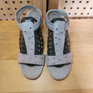 New York Transit Shoes Sandals Wedge Heels Sz 6  Silver Rhinestones Summer Dress